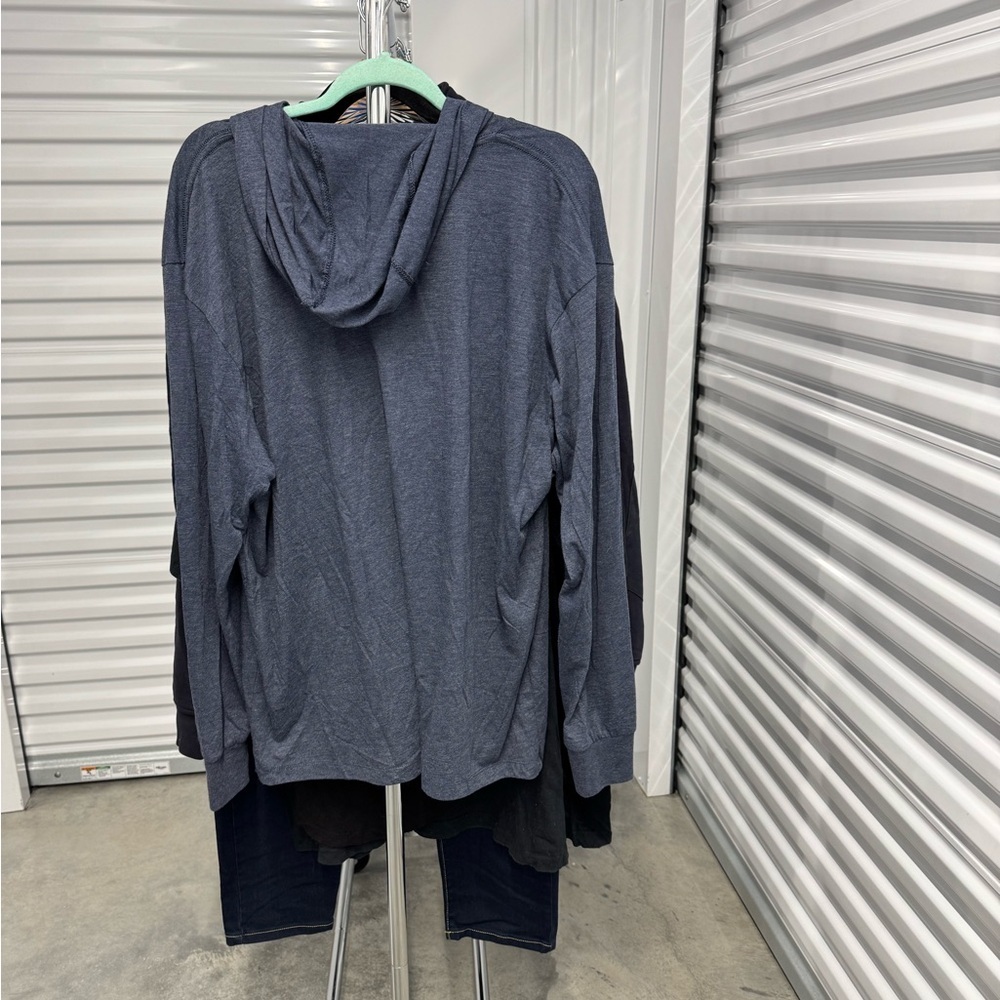 Long Sleeve Hooded T-Shirt with Westhampton Beach Graphic in Blue | size XXL - Picture 2 of 4